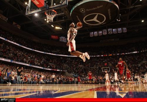 万众瞩目！CBA杯赛上演“山东德比” 赢球将锁定晋级八强名额