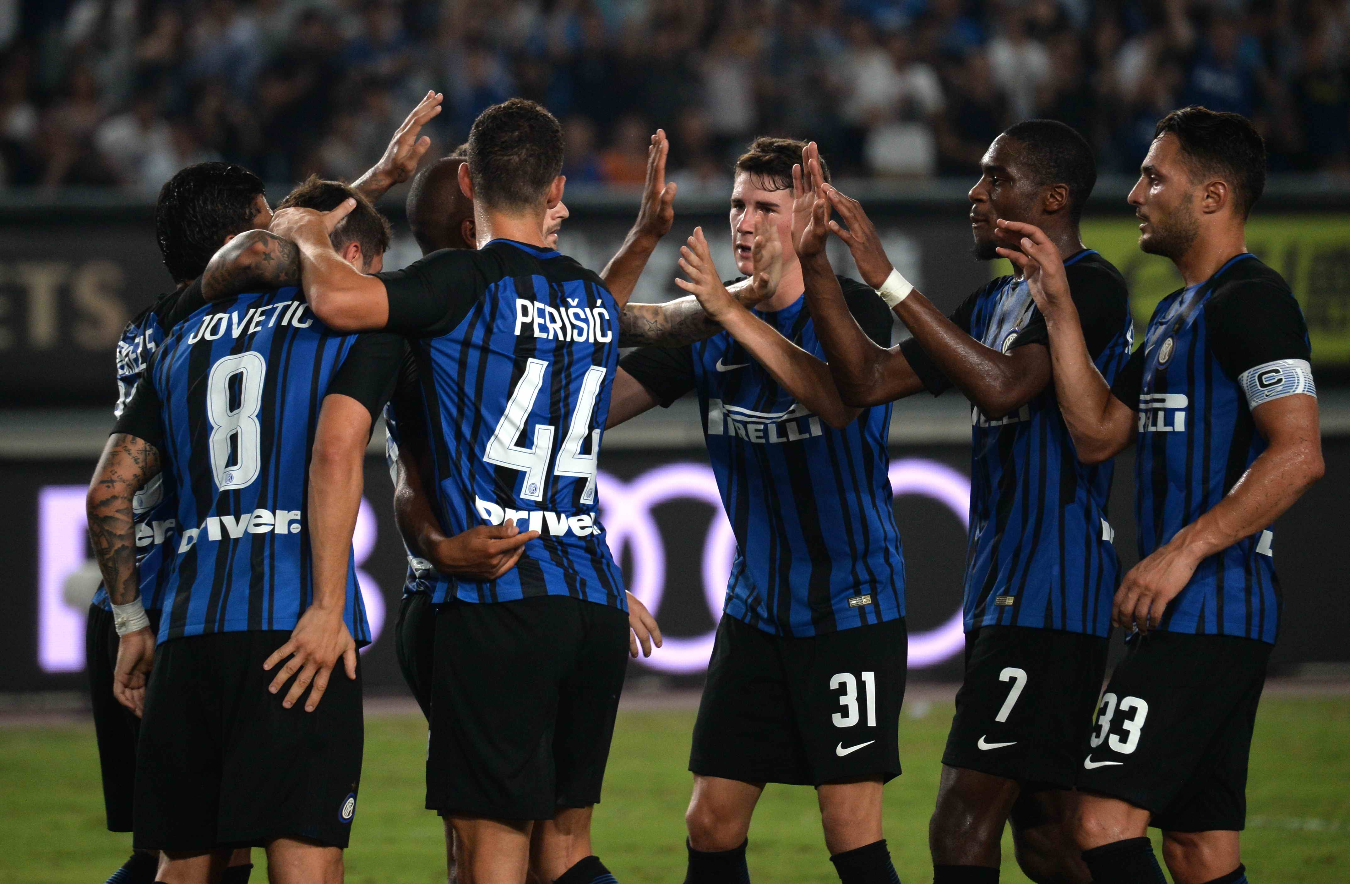 欧冠：拜仁客场3-2险胜萨格勒布迪纳摩