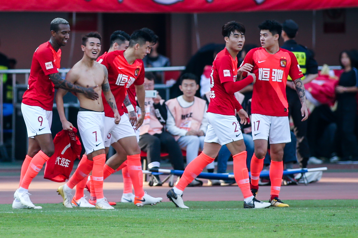 奏一次