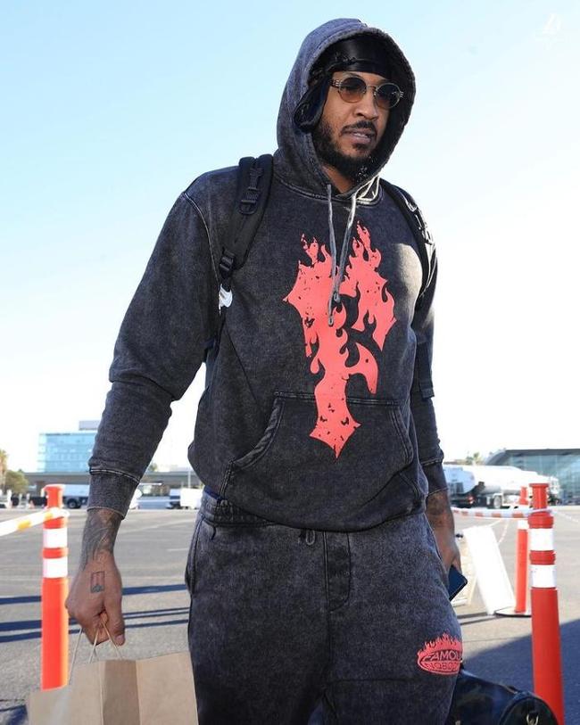 官方：穆尔豪斯与曼联续约3年，并租借加盟莱顿东方