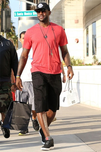 计划打乱！尤文想卖出“意甲第一高薪先生”，他却遭遇了大伤困扰